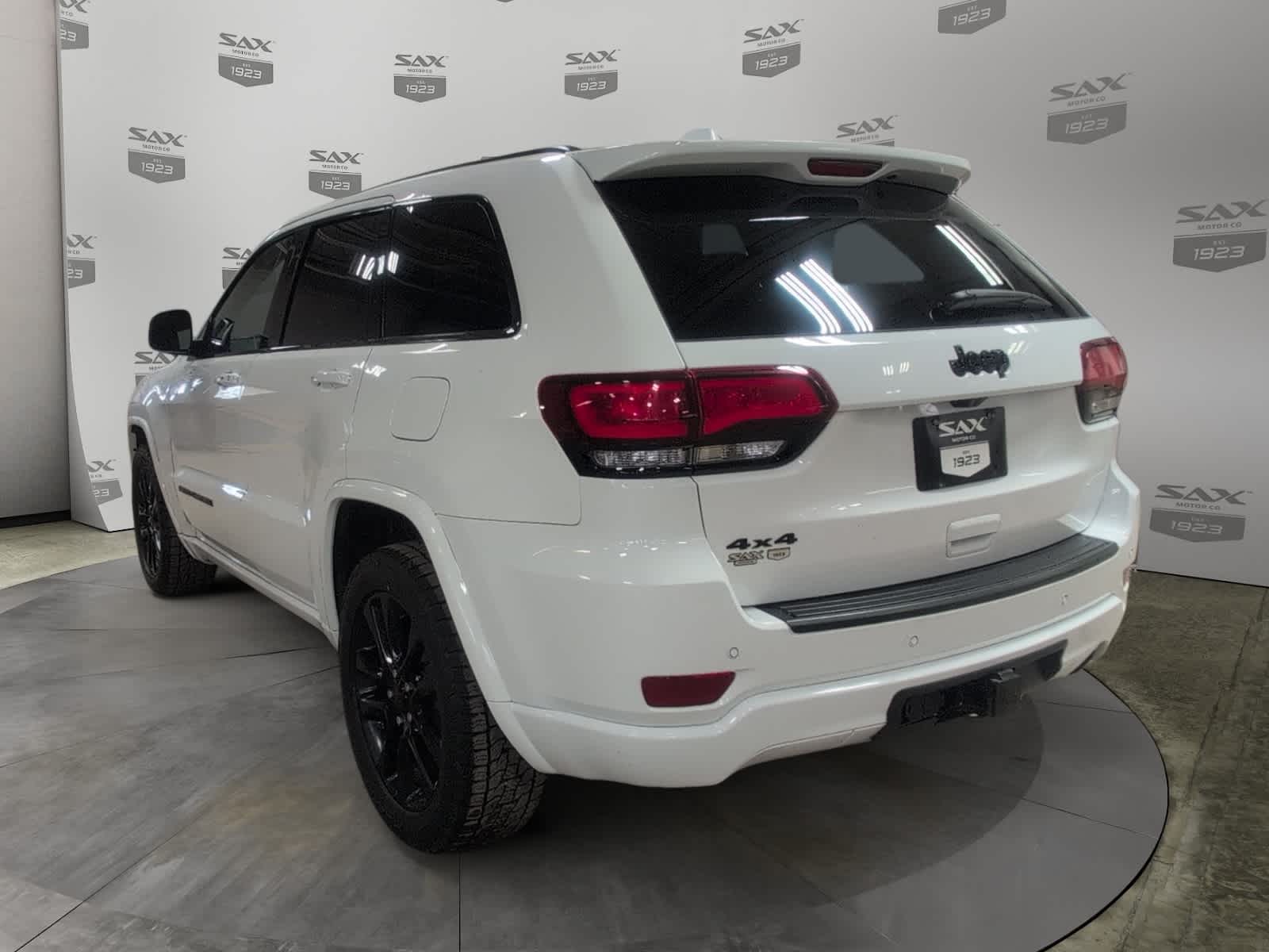 2021 Jeep Grand Cherokee Laredo X