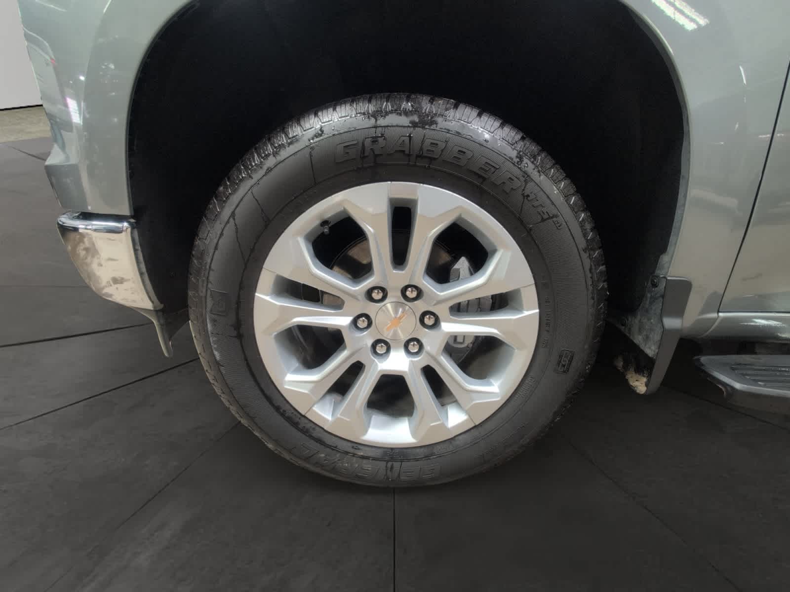 2025 Chevrolet Silverado 1500 LTZ