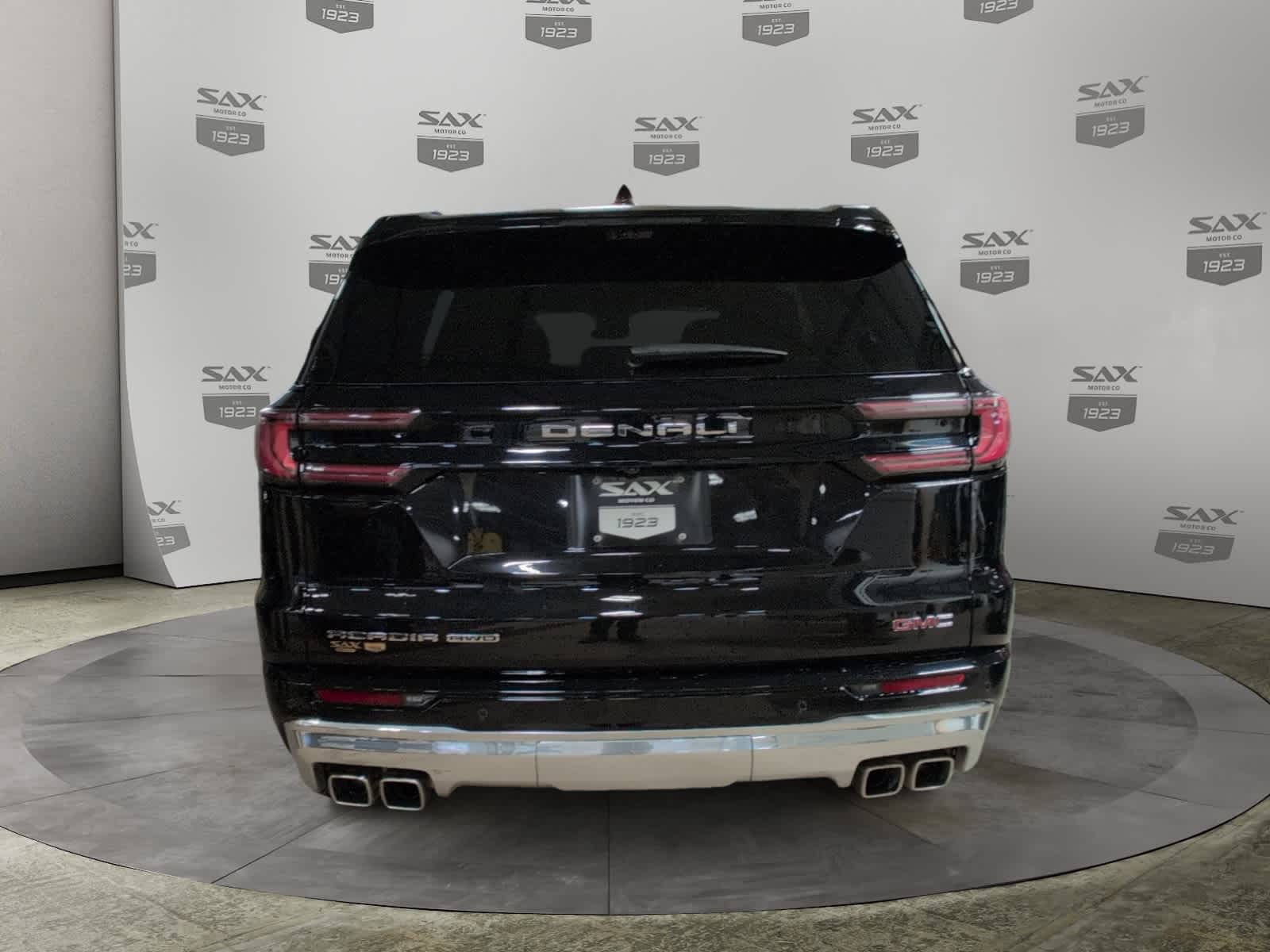 2025 GMC Acadia Denali
