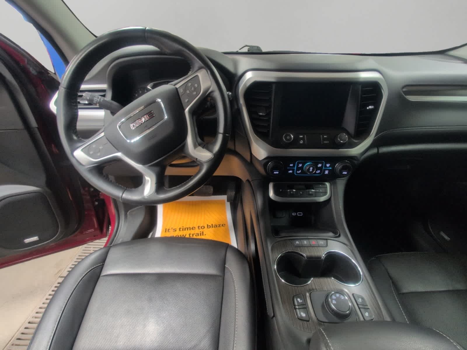 2020 GMC Acadia SLT