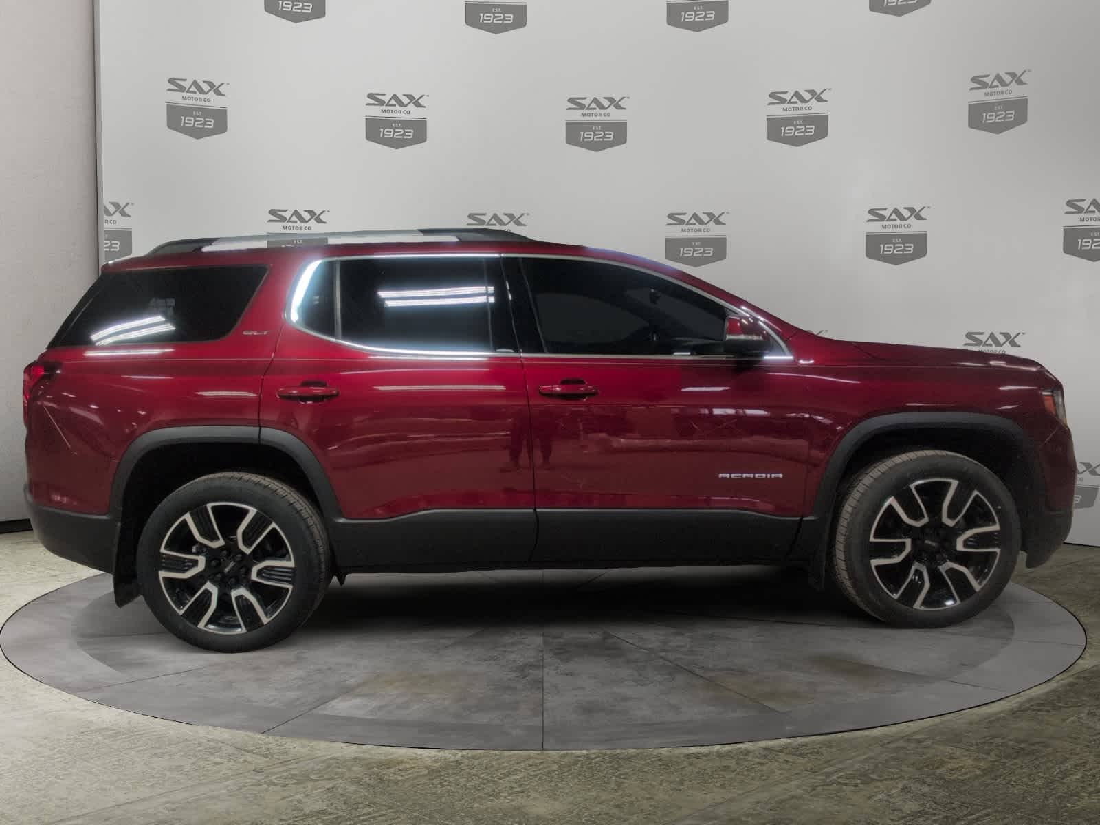 2020 GMC Acadia SLT