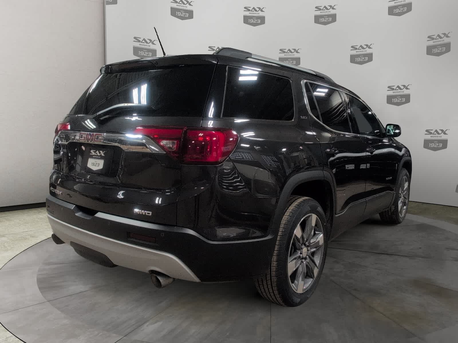 2018 GMC Acadia SLT