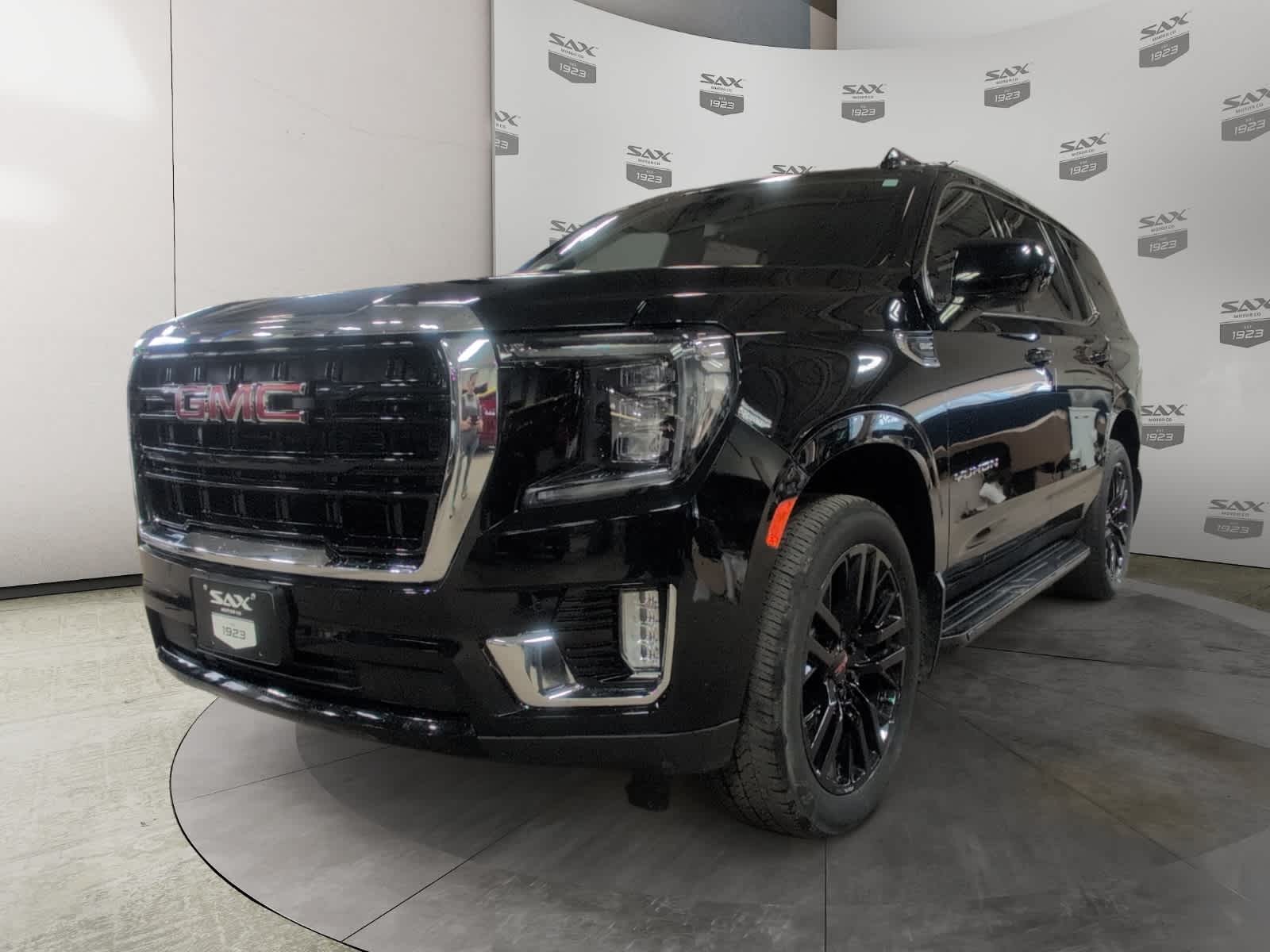 2023 GMC Yukon SLE