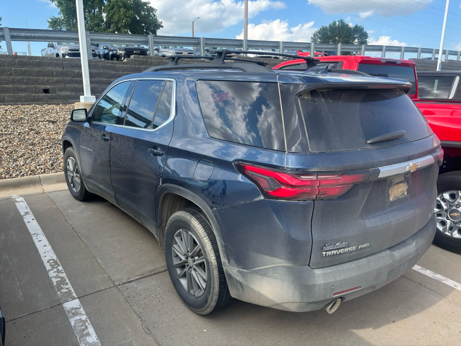 2022 Chevrolet Traverse LT Leather
