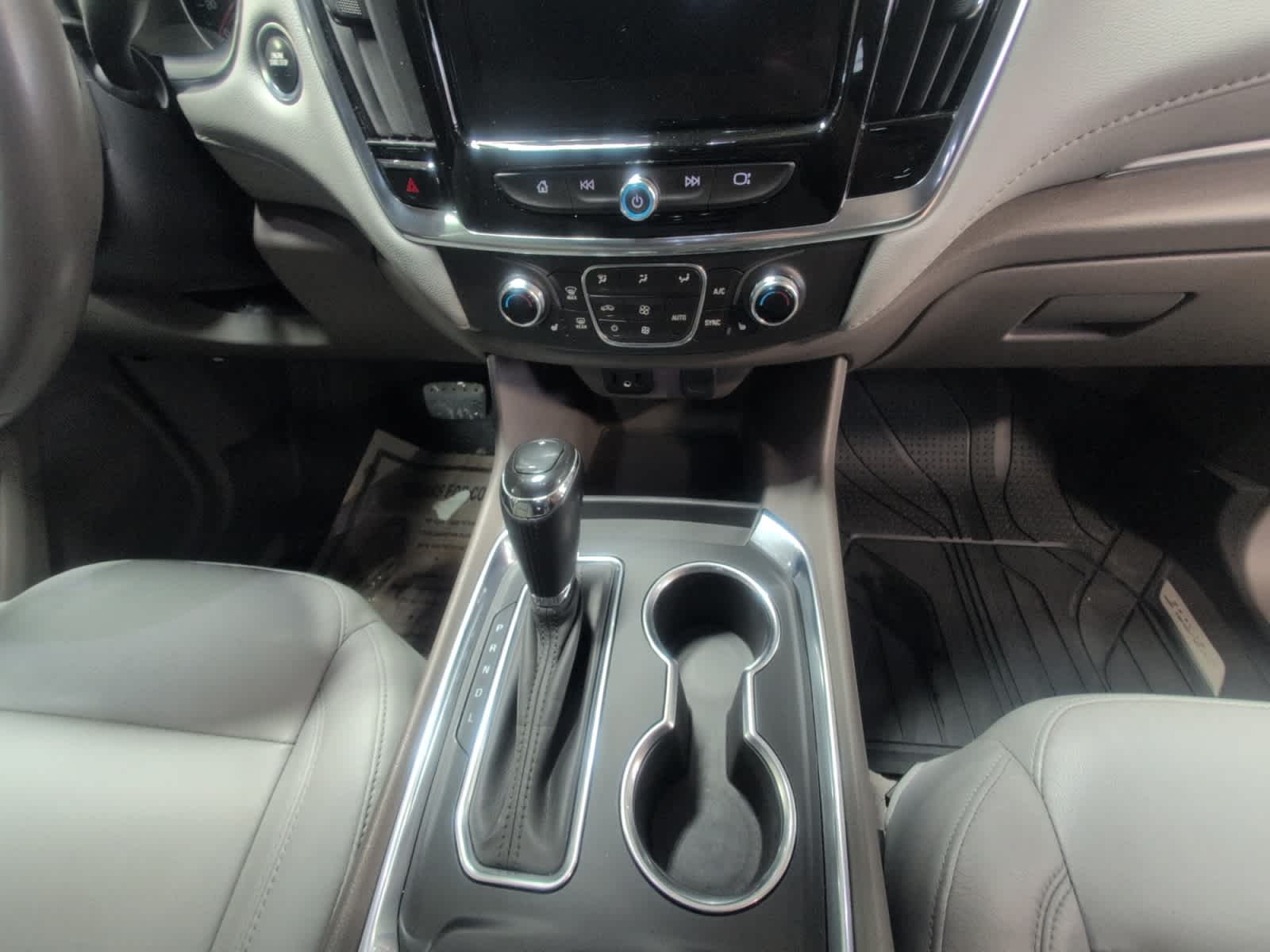 2019 Chevrolet Traverse LT Leather