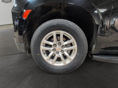 2024 Chevrolet Suburban LT