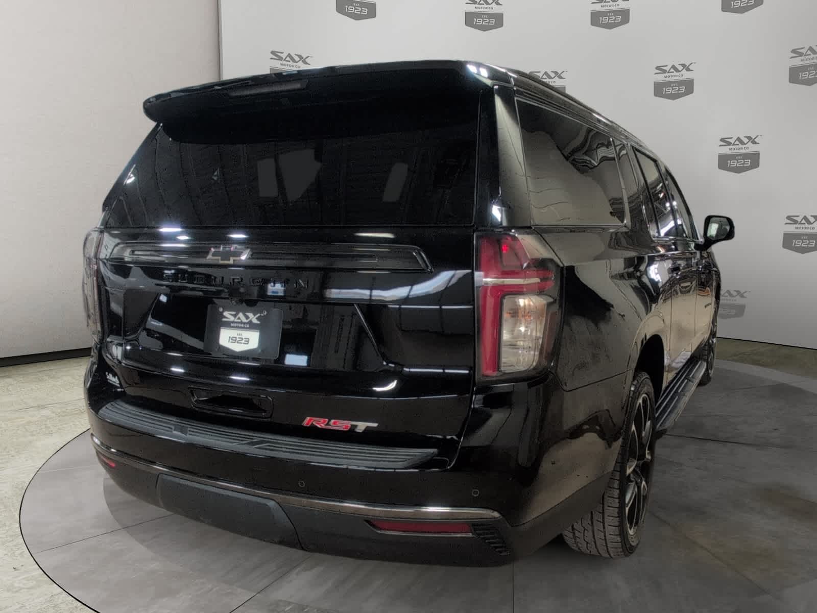 2022 Chevrolet Suburban RST
