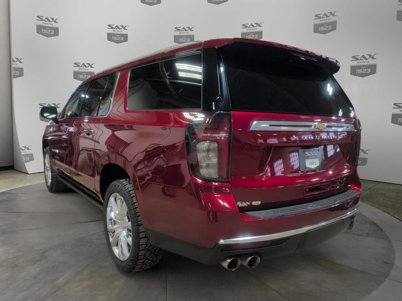 2023 Chevrolet Suburban High Country