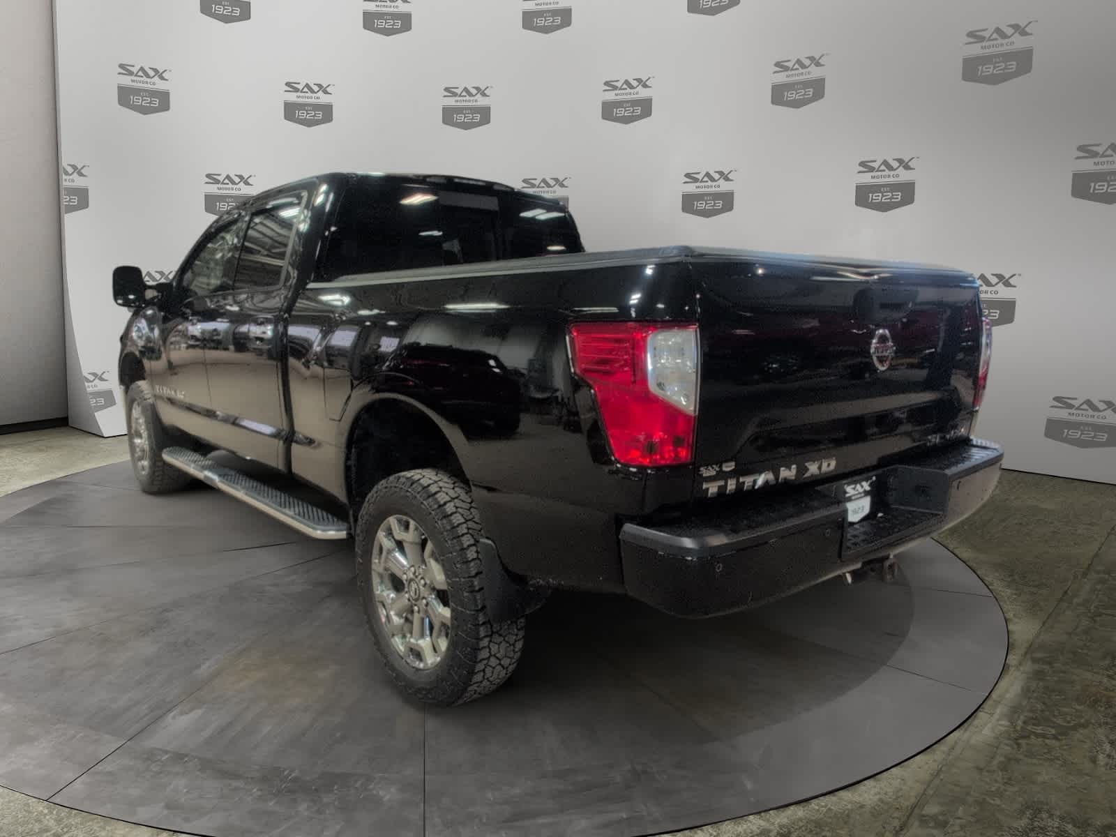 2018 Nissan Titan XD SL