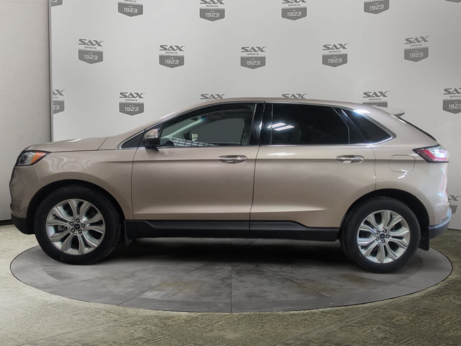 Used 2020 Ford Edge Titanium with VIN 2FMPK4K94LBA43489 for sale in Dickinson, ND