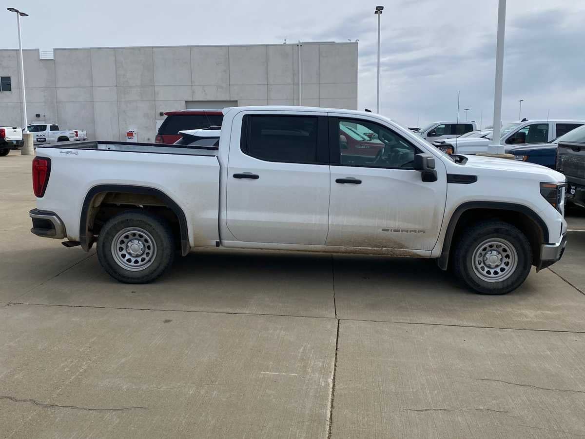 2024 GMC Sierra 1500 Pro