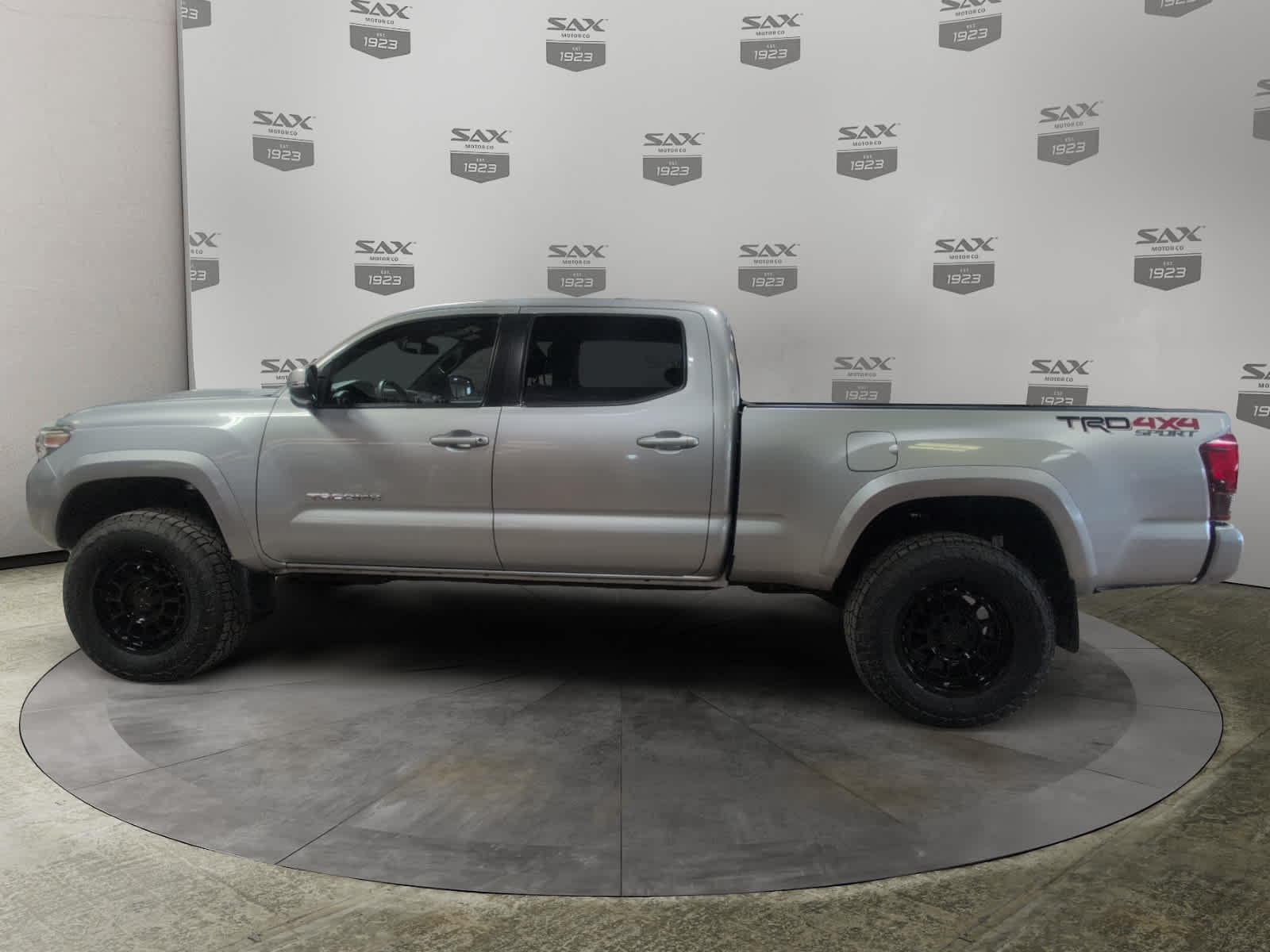 2018 Toyota Tacoma SR5