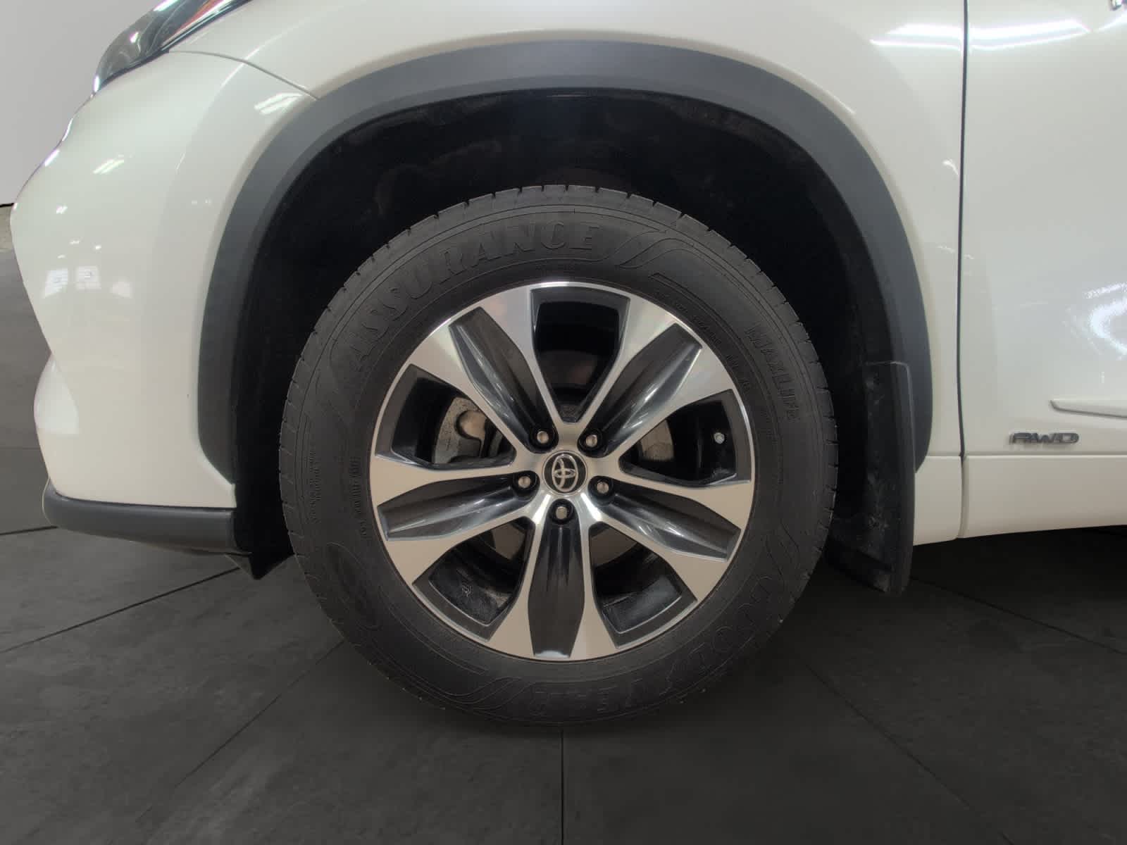 2020 Toyota Highlander Hybrid XLE