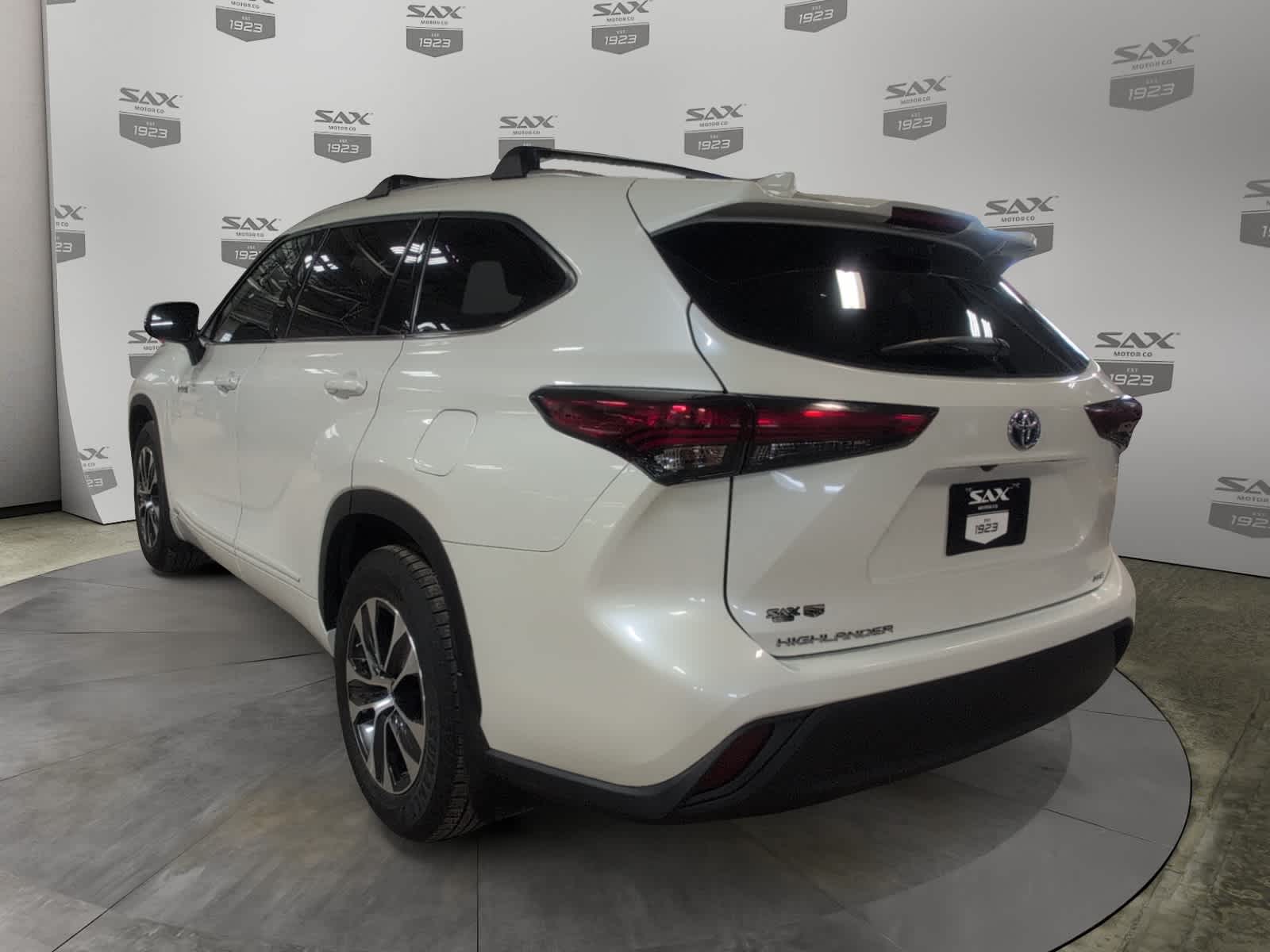 2020 Toyota Highlander Hybrid XLE