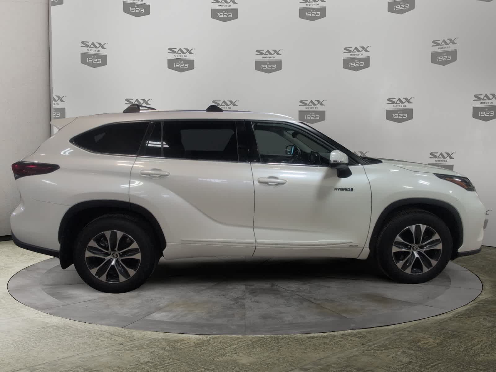 2020 Toyota Highlander Hybrid XLE