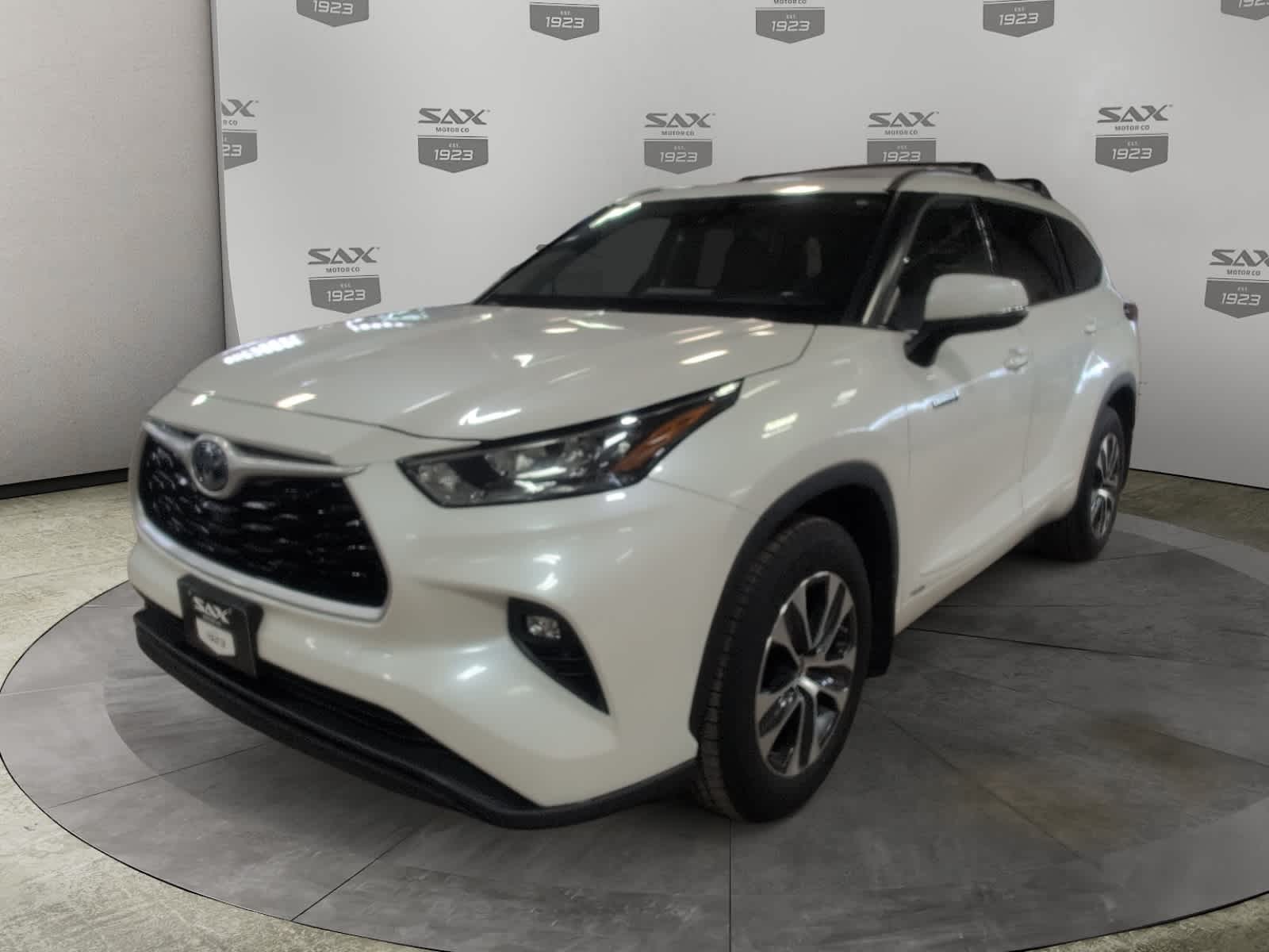 2020 Toyota Highlander Hybrid XLE