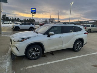2020 Toyota Highlander Hybrid XLE