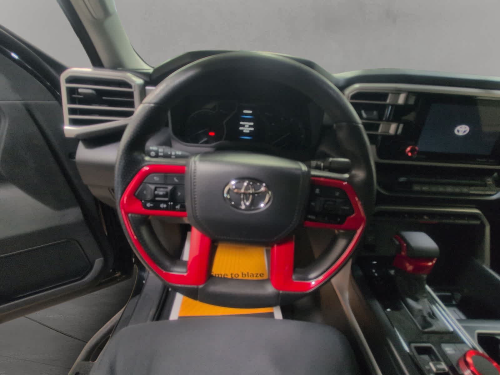 2023 Toyota Tundra 4WD SR5