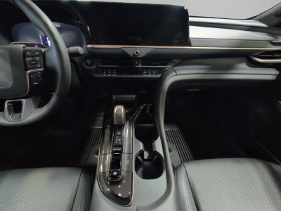 2024 Toyota Crown Platinum