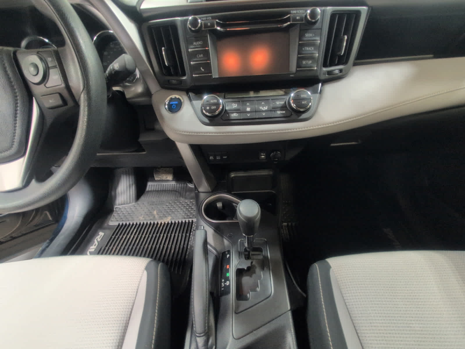 2018 Toyota RAV4 Hybrid LE Plus