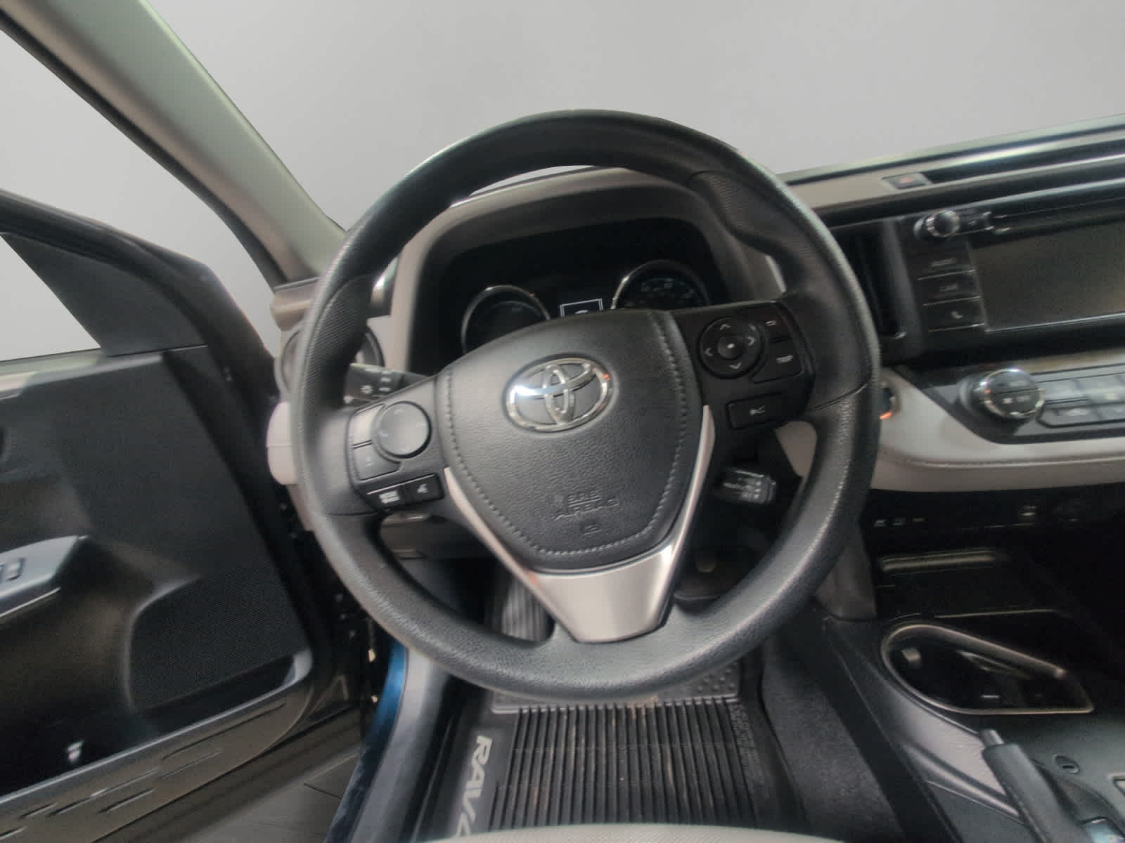 2018 Toyota RAV4 Hybrid LE Plus