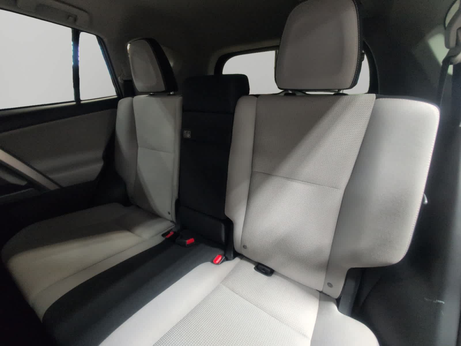 2018 Toyota RAV4 Hybrid LE Plus